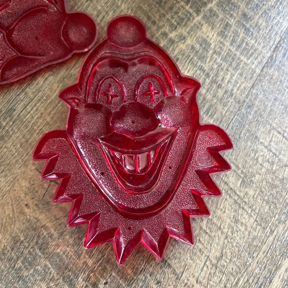 Aunt Chicks Vintage Cookie Cutters Ruby Red Plastic Bunny Pumpkin Clown Set of 3